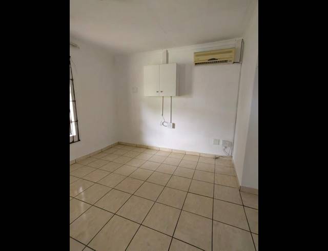 4 BEDROOM HOUSE FOR SALE IN BRACKENHAM